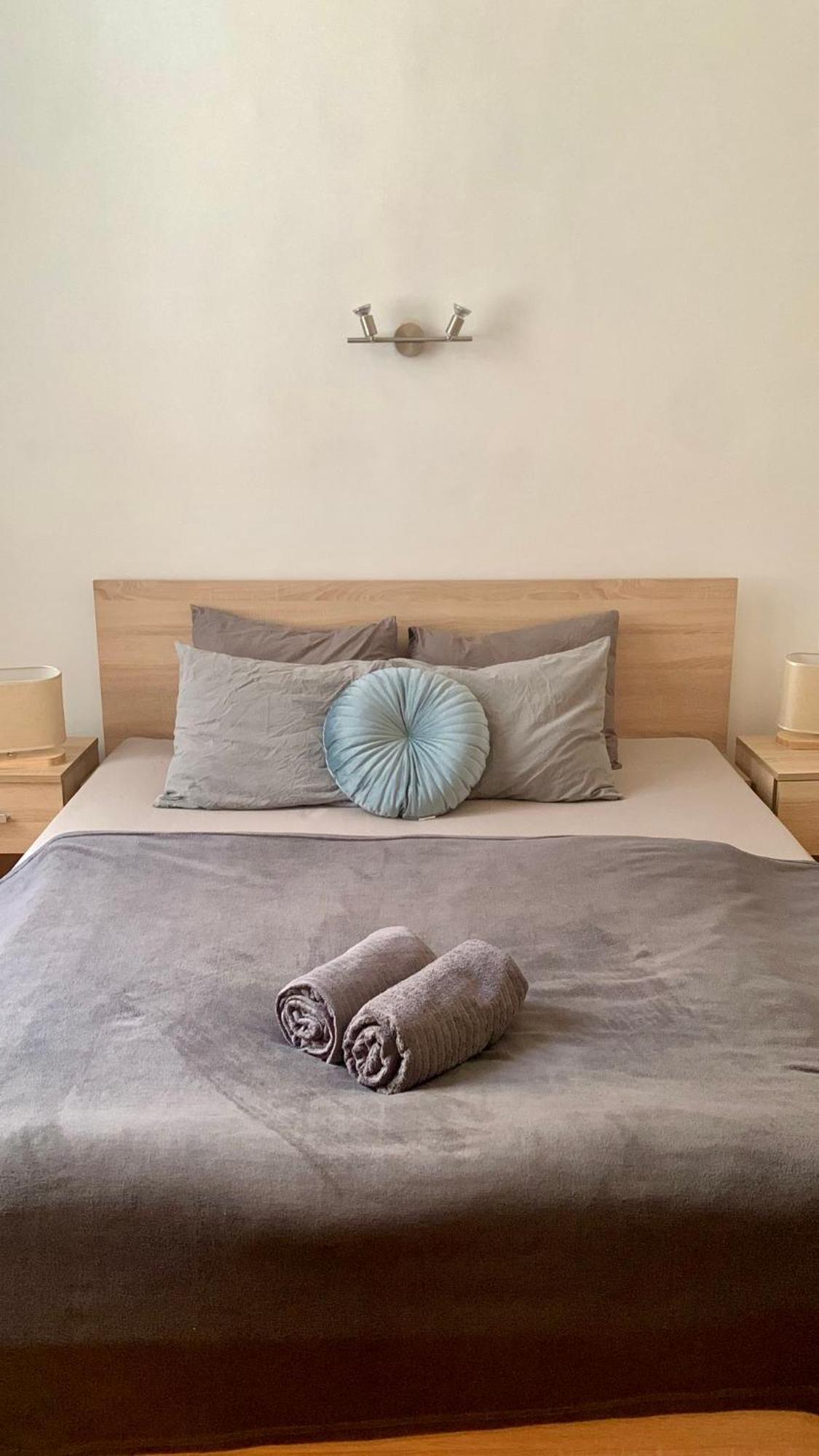 Cedar Inn Budapest - Palace District Екстер'єр фото