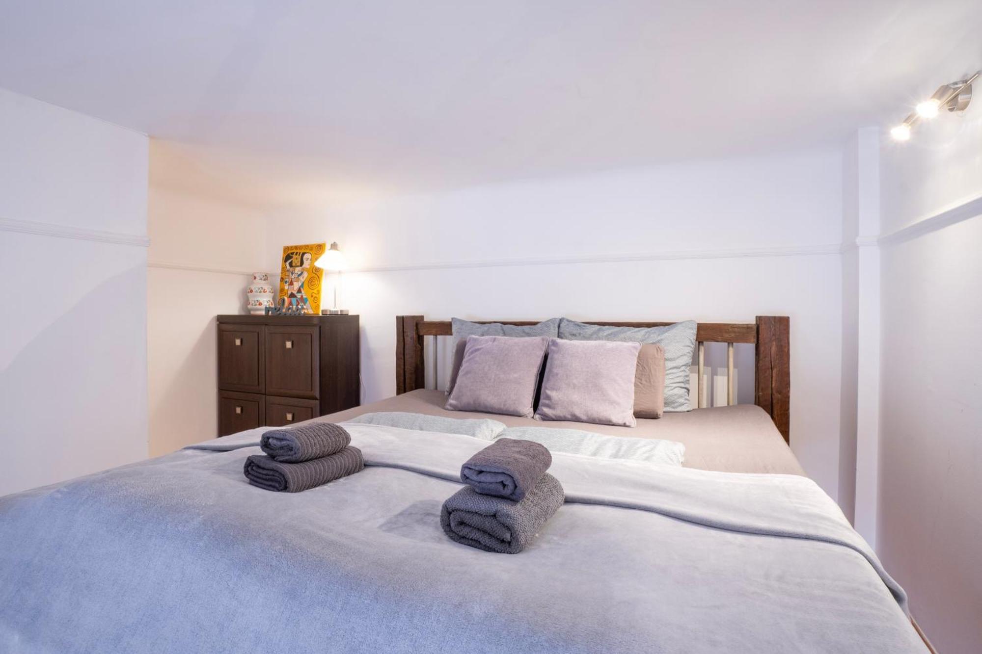 Cedar Inn Budapest - Palace District Екстер'єр фото