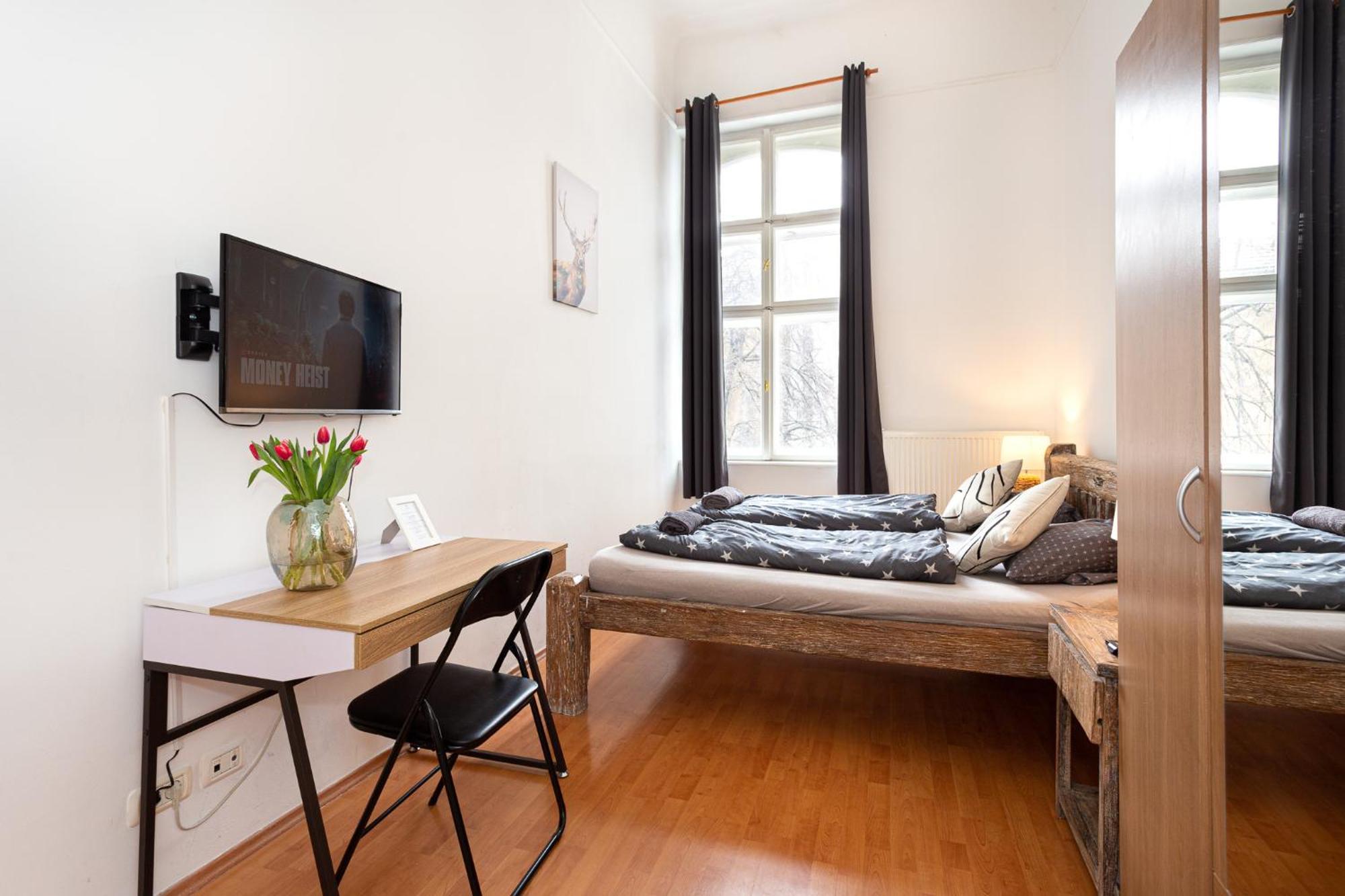 Cedar Inn Budapest - Palace District Екстер'єр фото